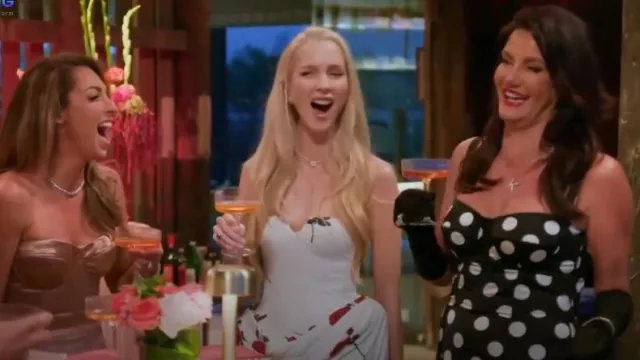Robe Dolce and Gabbana Marquisette portée par Krissy Marsh vue dans The Real Housewives of Sydney (S03E01)