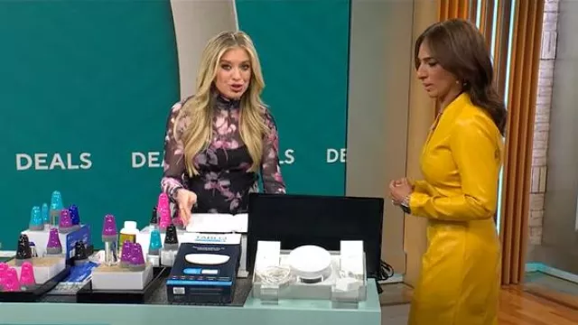 Steve Madden Vivienne Robe midi florale à col roulé à col roulé et à col long portée par Ashley Bellman comme on le voit dans CBS Mornings le 16 mars 2025