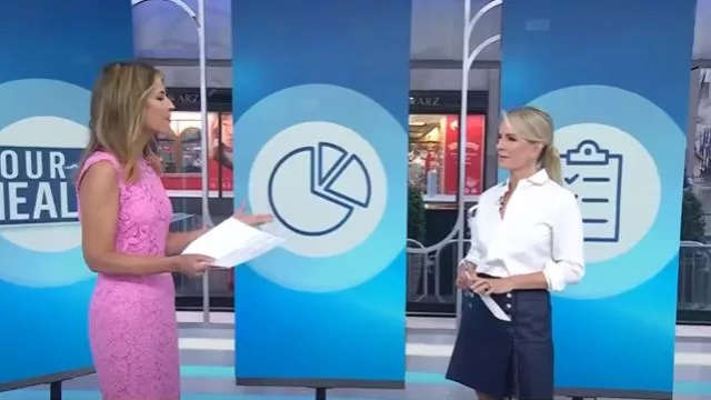 Chemise en popeline de coton stretch Brunello Cucinelli portée par Jennifer Ashton, comme on le voit dans Today le 24 mars 2025