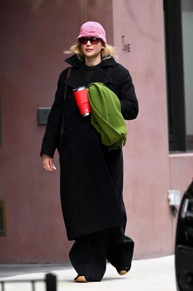 La Ligne Colby Pant in Crepe worn by Jennifer Lawrence in New York City on March 4, 2025