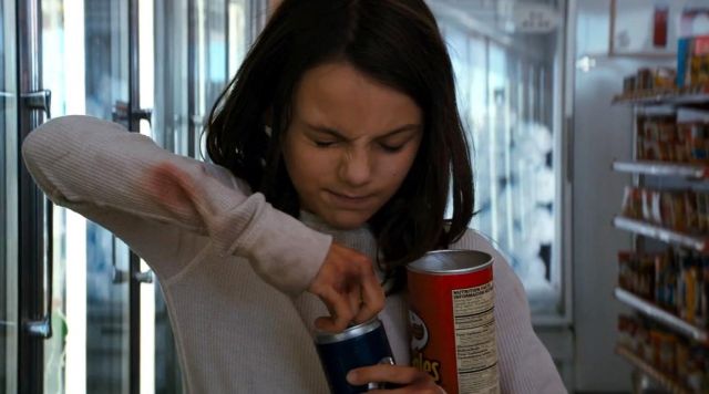 Les chips Pringles de Laura Kinney / X-23 (Dafne Keen) dans Logan