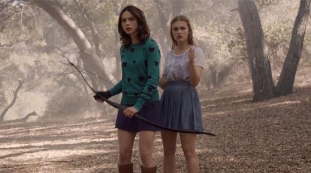 The skirt of Lydia Martin (Holland Roden) in Teen Wolf