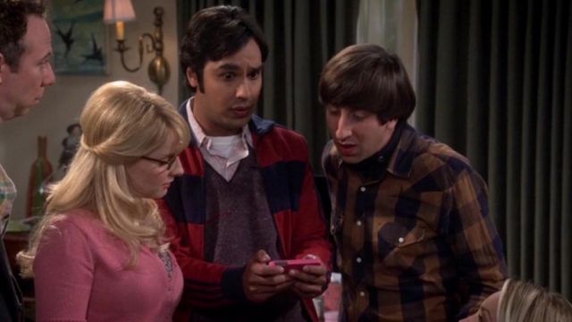 The plaid shirt Howard Wolowitz (Simon Helberg) The Big bang theory S09E06