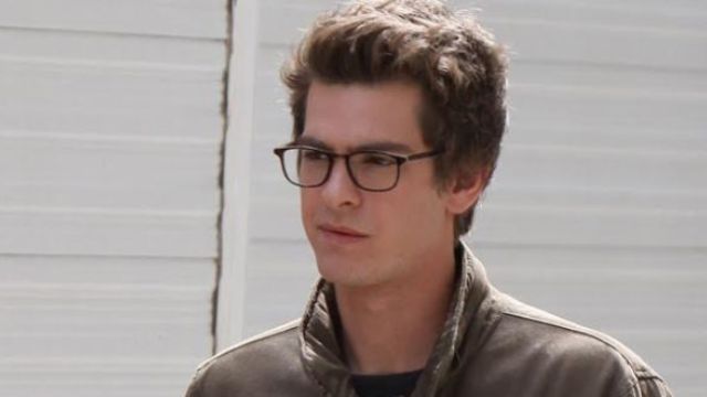 Eyeglasses Oliver Peoples Larabee of Peter Parker (Andrew Garfield) in The Amazing Spider-Man