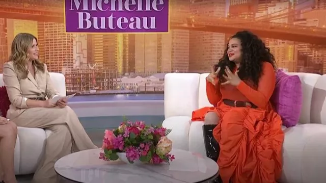 Akira Lets Change It Up Ruched Midi Skirt worn by Michelle Buteau as seen in Today with Jenna & Friends on March 31, 2025