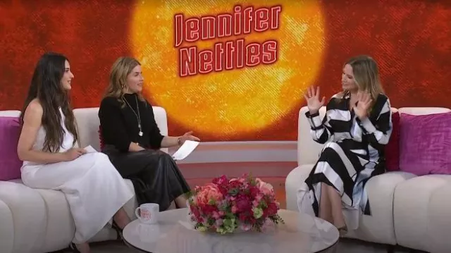 Shwetambari Colaba Shirt worn by Jennifer Nettles as seen in Today with Jenna & Friends on April 2, 2025