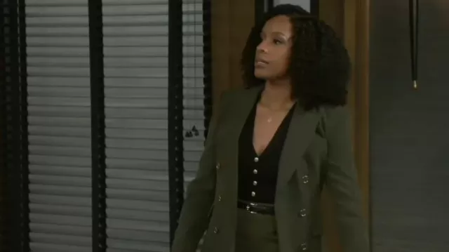 Mailan Rib-Knit Vest worn by Dr. Nicole Dupree Richardson (Daphnée Duplaix) in Beyond the Gates (S01E24)