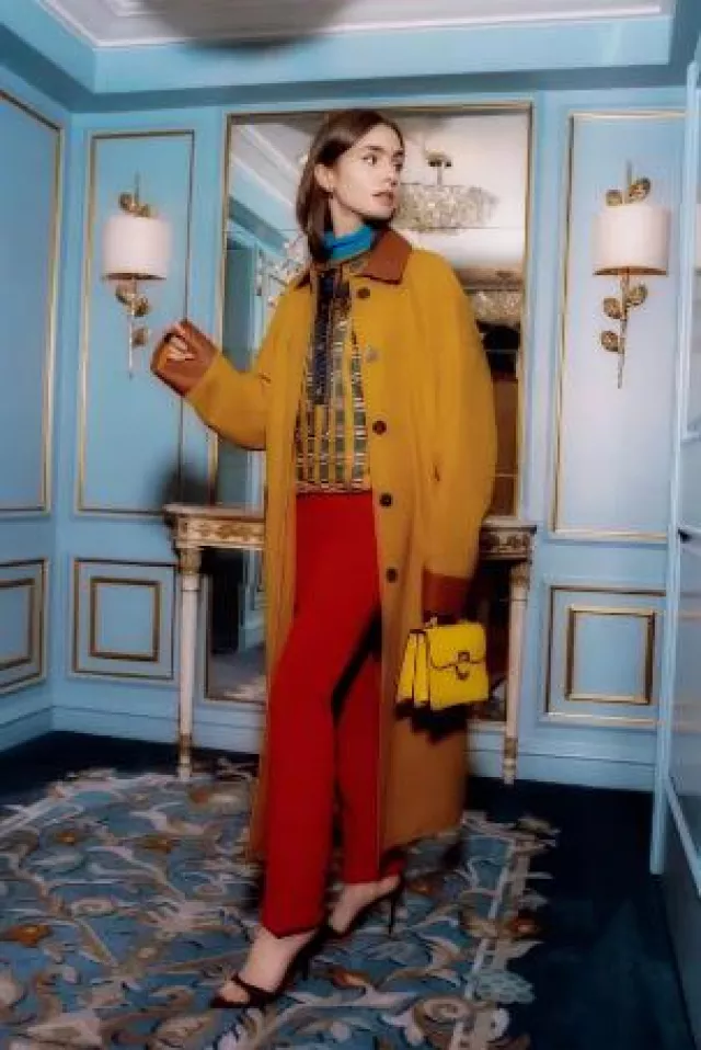 Cartier Panthere De Cartier Bag worn by Lily Collins at Instyle post on September 2024