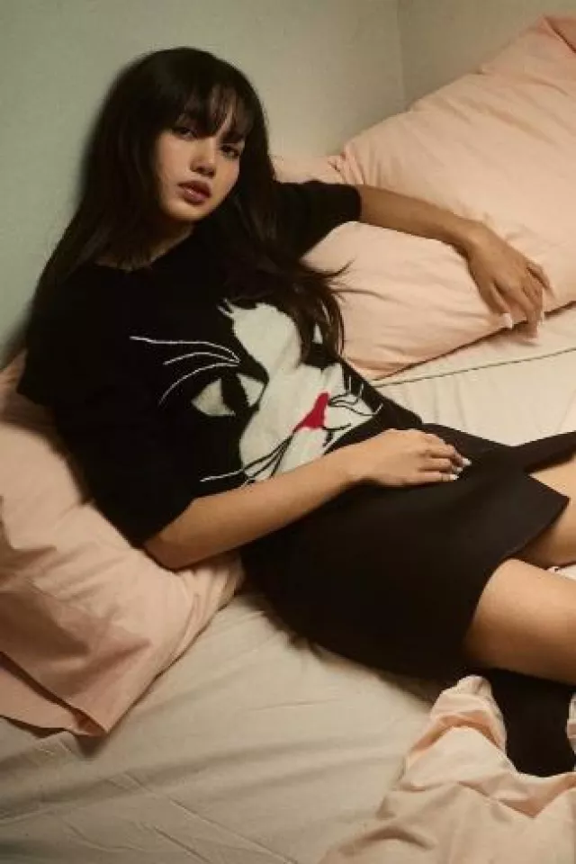 Marc Jacobs the Duchess Satin Skirt worn by Lisa at Elle post on September 2024