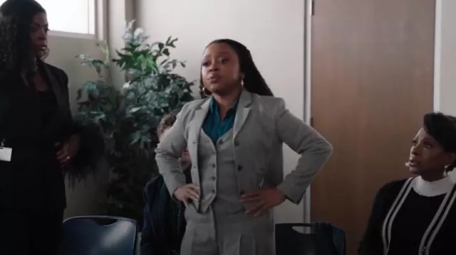 Babaton Standout Blazer porté par Janine Teagues (Quinta Brunson) tel qu’on le voit à l’école primaire Abbott (S04E21)