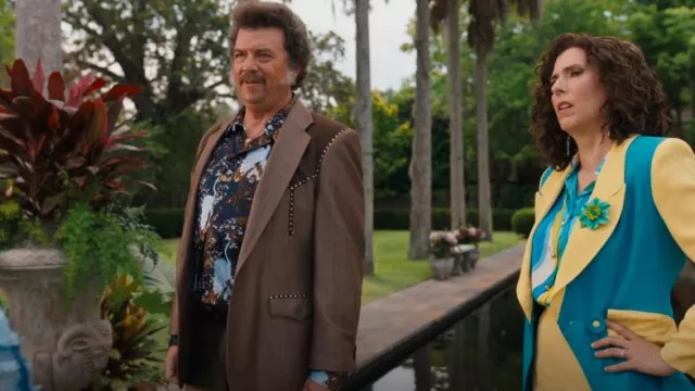 Dress That Man des années 70 Style japonais Blue Crane Disco Shirt Mens porté par Jesse Gemstone (Danny McBride) comme on le voit dans The Righteous Gemstones (S04E05)