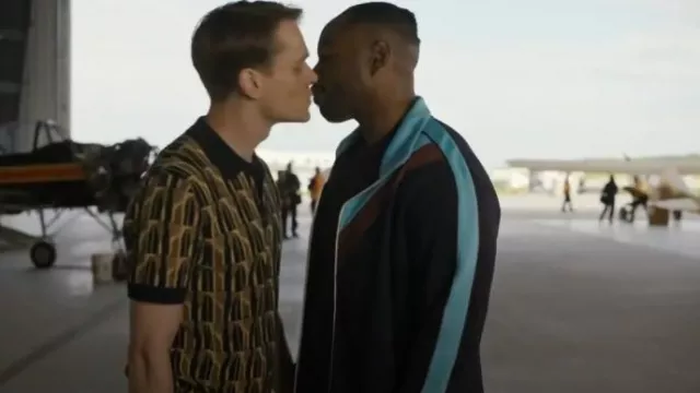 Le 31 Retro jacquard polo worn by Nowak (Thomas Elms) as seen in SkyMed (S03E09)