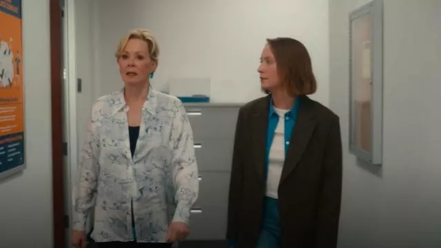 Khaite Minta Print Button-Up Shirt Cream Blue worn by Deborah Vance (Jean Smart) as seen in Hacks (S04E01)