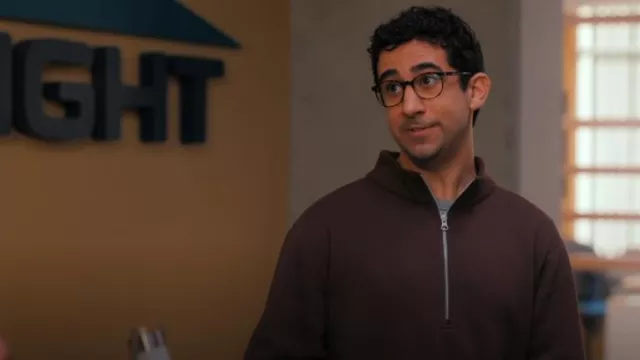 Asos Design Premium Heavyweight Oversized Quarter Zip Sweatshirt In Burgundy worn by Rizwan Asadi (Arash DeMaxi) as seen in The Irrational (S02E18)