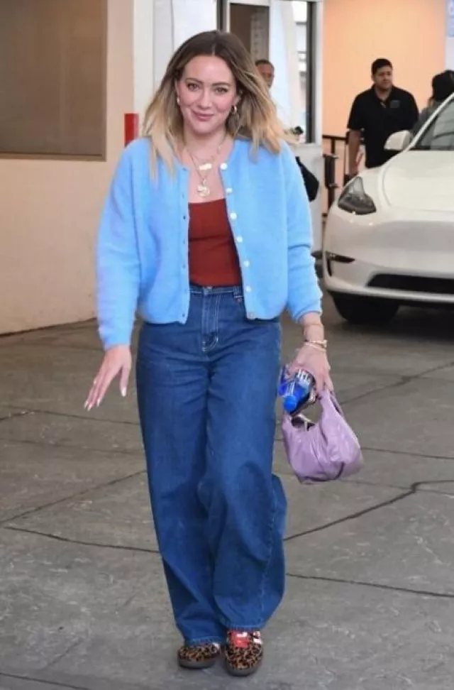 American Vintage Vitow Alpaca-Blend Cardigan in Blue worn by Hilary Duff in Los Angeles on April 12, 2025