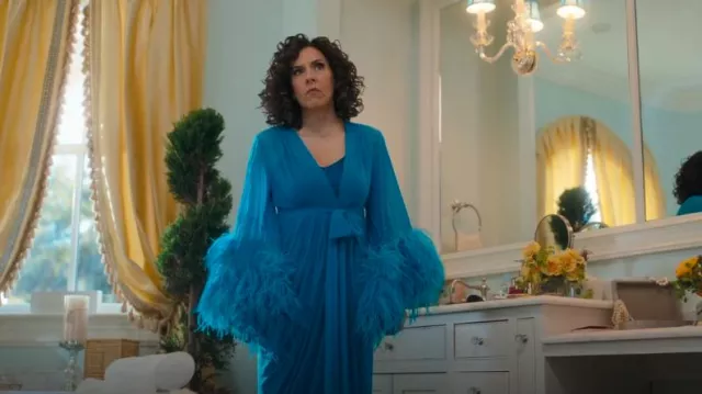 Catherine D’Lish Robe Séléné Pure portée par Judy Gemstone (Edi Patterson) comme on le voit dans The Righteous Gemstones (S04E07)