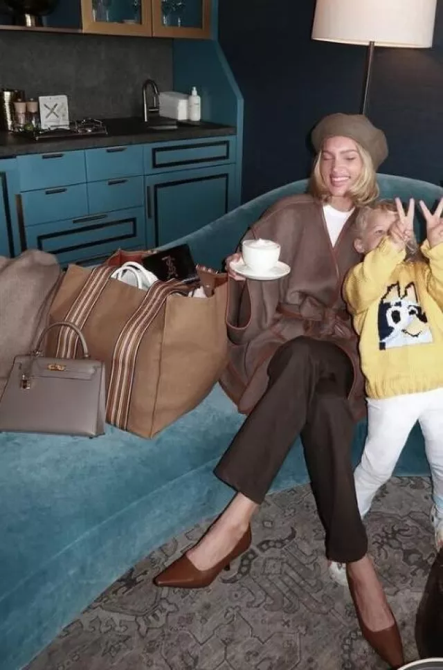 The Row Kitten Pumps worn by Elsa Hosk on her Instagram Post on April 17, 2025