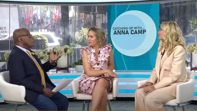 Zimmermann Illuminate Tailored Jacket worn by Anna Camp as seen in Today on  April 23, 2025