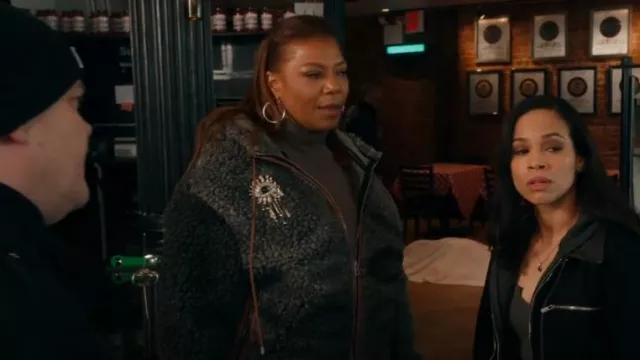 Broche de ojo de ducha de diamantes de imitación Schiaparelli usado por Robyn McCall (Queen Latifah) como se ve en The Equalizer (T05E16)