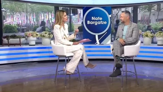 Veronica Beard Tonelli Windowpane Wide Leg Pants worn by Savannah Guthrie as seen in Today on May 5, 2025