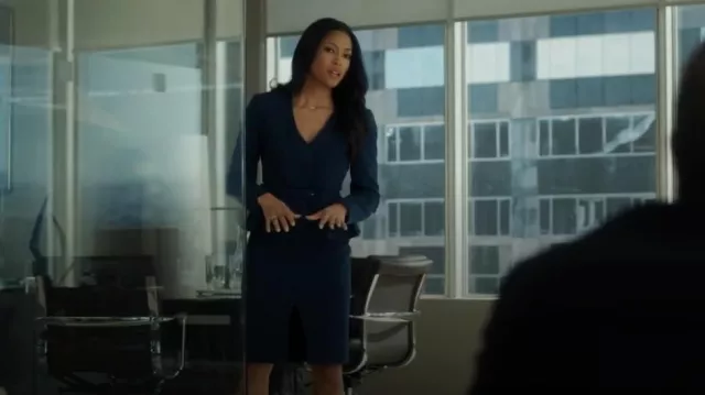 Jupe LK Bennett Judi en Evergreen portée par Erica Rollins (Lex Scott Davis) comme on le voit dans Suits LA (S01E08)