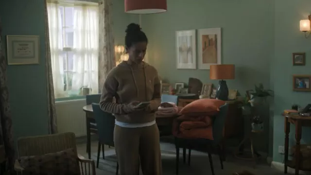 Sporty & Rich Ivy League Pants worn by Sophie Ellis (Gugu Mbatha-Raw) as seen in Surface (S02E07)
