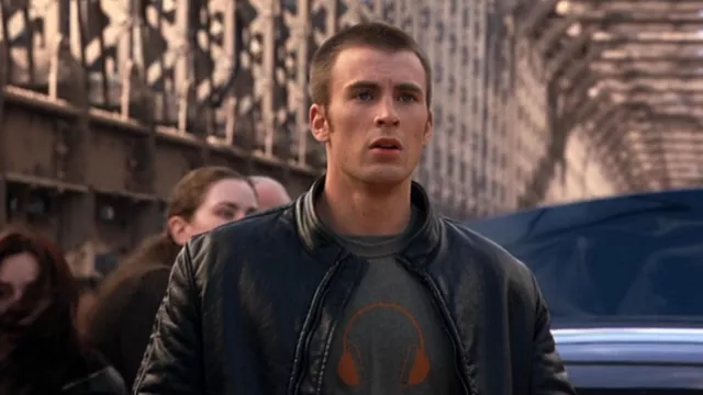 T-Shirt casque porté par Johnny Storm / Human Torch (Chris Evans) dans Les Quatre Fantastiques