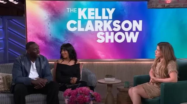 Mac Duggal Boucle Short Sleeve Button Down Mini Dress With Pockets worn by Kelly Clarkson as seen in The Kelly Clarkson Show on May 6, 2025
