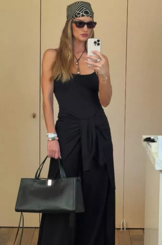 Phoebe Philo Pebble Duo Pendant in Sterling Silver Sterling Silver worn by Rosie Huntington-Whiteley on her Instagram Post on May 13, 2025