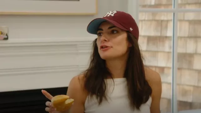 Casquette de baseball des Yankees de New York de Bourgogne de 1947 portée par Paige DeSorbo comme on le voit dans Summer House (S09E14)