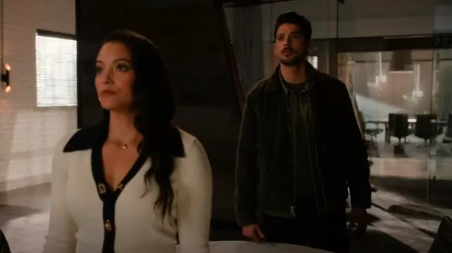 Joe's Jeans Regular Fit Mechanic Corduroy Trucker Jacket usado por Dhan Rana (Karan Oberoi) como se ve en Found (S02E22)