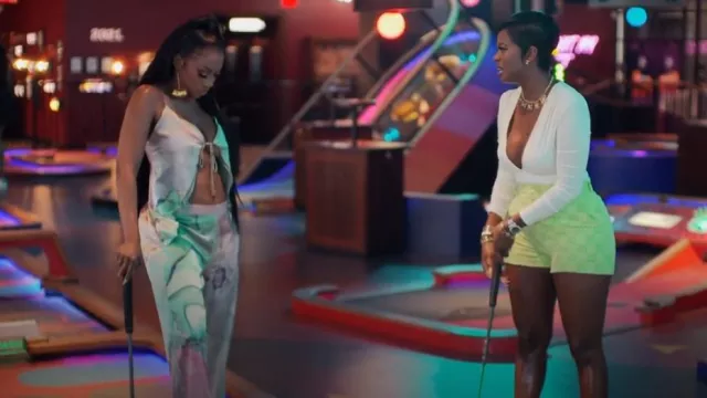 Top retrofado de Arlene usado por Porsha Williams como se ve en The Real Housewives of Atlanta (T16E06)