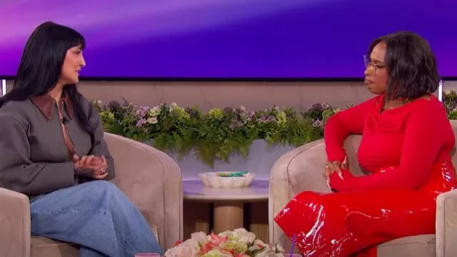 Christopher John Rogers x J. Jupe fendue sur le devant portée par Jennifer Hudson comme on le voit dans le spectacle Jennifer Hudson le 18 mai 2025