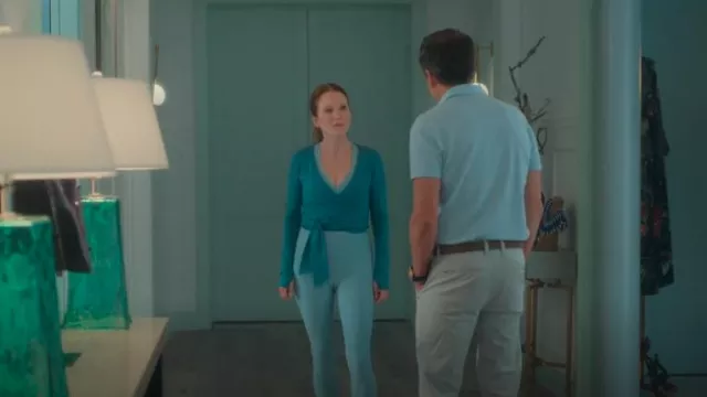 Beyond Yoga Spacedye Walk And Talk High Waisted Capri Legging worn by Michaela Kell (Julianne Moore) as seen in Sirens (S01E03)