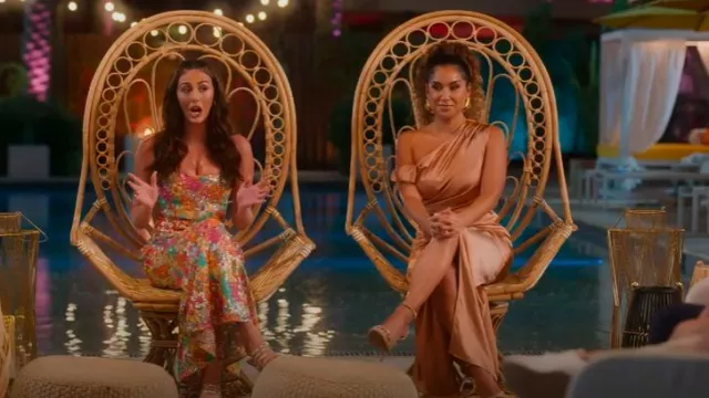 A.L.C. Robe Jasmine portée par Spicy Mari comme on le voit dans Sneaky Links : Dating After Dark (S01E10)