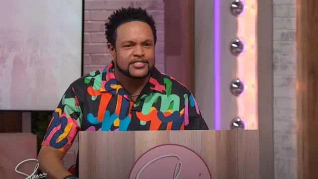 Chemise Mifland Cabana portée par Jawn Murray telle que vue à Sherri le 29 mai 2025