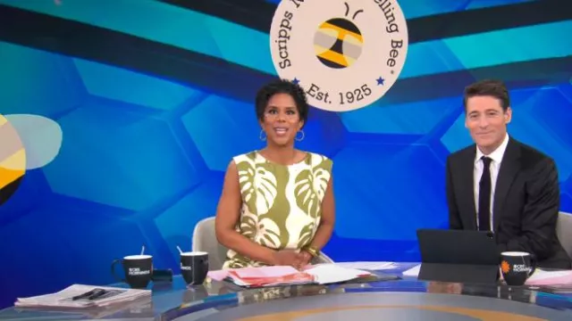 Mini robe My Renn Midsummer Palm portée par Adriana Diaz vue dans CBS Mornings le 30 mai 2025