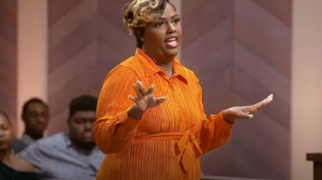 Mini robe Abyovrt portée par Mesa Evans comme on le voit dans Ms. Pat Settles It (S02E05)