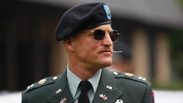 Sunglasses American Optical of Woody Harrelson in The Messenger