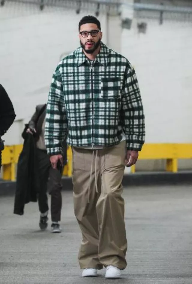 Fear Of God Desert Sand Beige Utility Pants worn by Jayson Tatum on the Instagram account @celtics