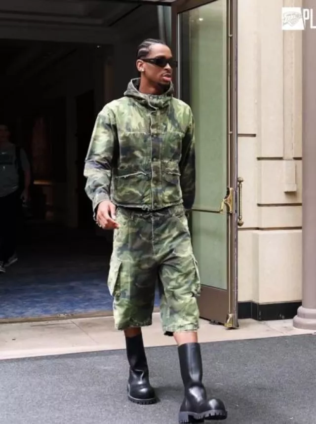 424 Green Camo Faded Cropped Jacket worn by Shai Gilgeous-Alexander on the Instagram account @okcthunder