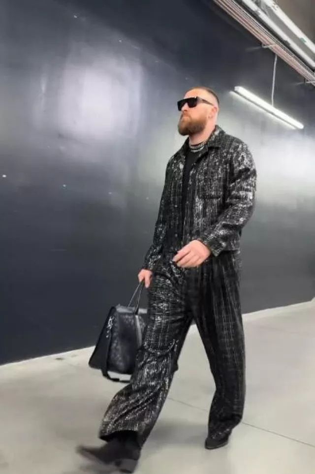 Saint Laurent Black Flat Top Sunglasses worn by Travis Kelce on the Instagram account @chiefs