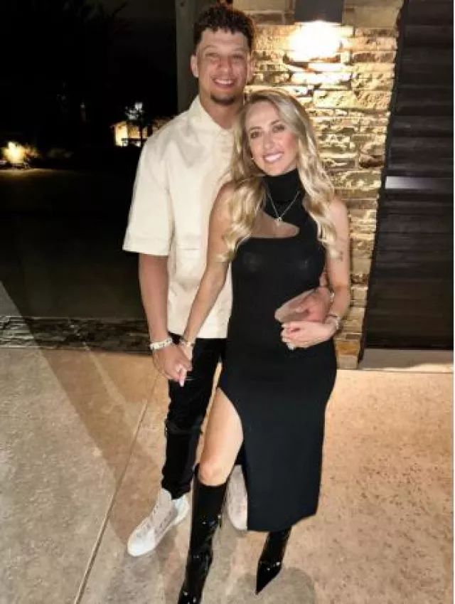 Louis Vuitton Chemise de travail Monogram Panel crème portée par Patrick Mahomes II sur le compte Instagram @patrickmahomes