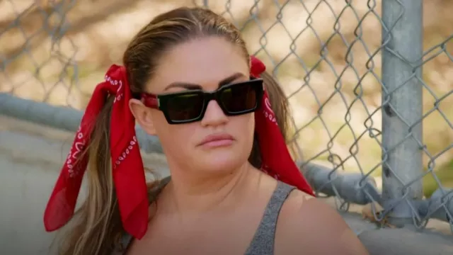 Lunettes de soleil rectangulaires noires Saint Laurent portées par Brittany Cartwright comme on le voit dans The Valley (S02E11)