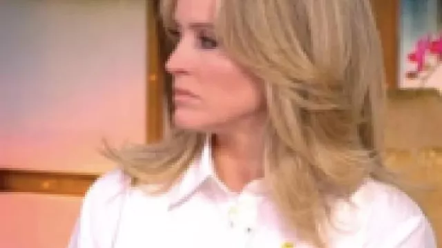 The View 2025 Sara Hainess Camisa Recortada de Self - Co-Anfitriona (Sara Haines) en The View (T28)