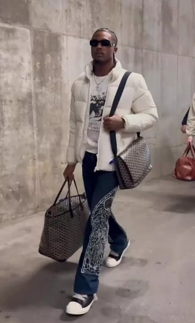 Who Decides War Deep Indigo & Large Stained Glass Cowboy Jeans worn by Tee Higgins on the Instagram account @bengals