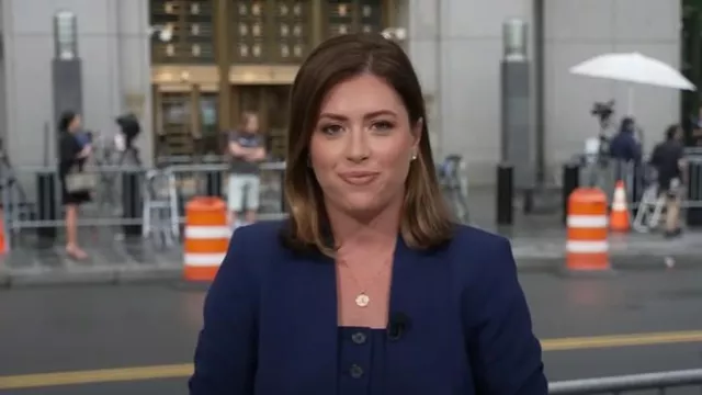 Ann Taylor Le gilet bustier porté par Chloe Melas comme on le voit dans Today le 2 juillet 2025