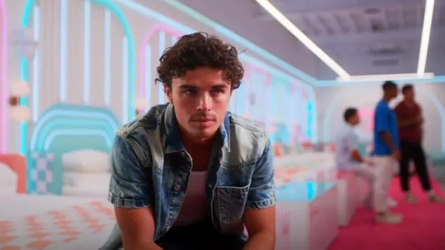 Boohoo Boxy Washed Denim Shirt worn by Nicolas Vansteenberghe as seen in Love Island (S07E22)