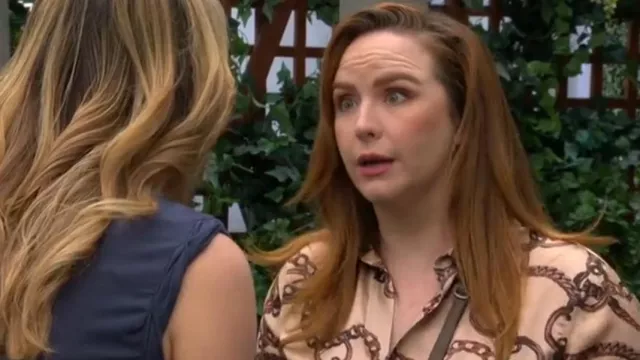 L'Agence Dani Shirt in Almond Brown Oversized Chain worn by Mariah Copeland (Camryn Grimes) as seen in The Young and the Restless on July 5, 2025