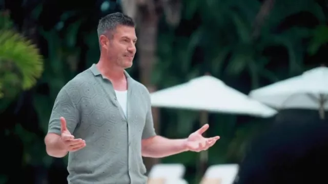 Reiss Royce Camisa de manga corta de punta hexagonal cubana usada por Jesse Palmer como se ve en Bachelor in Paradise (S10E01)